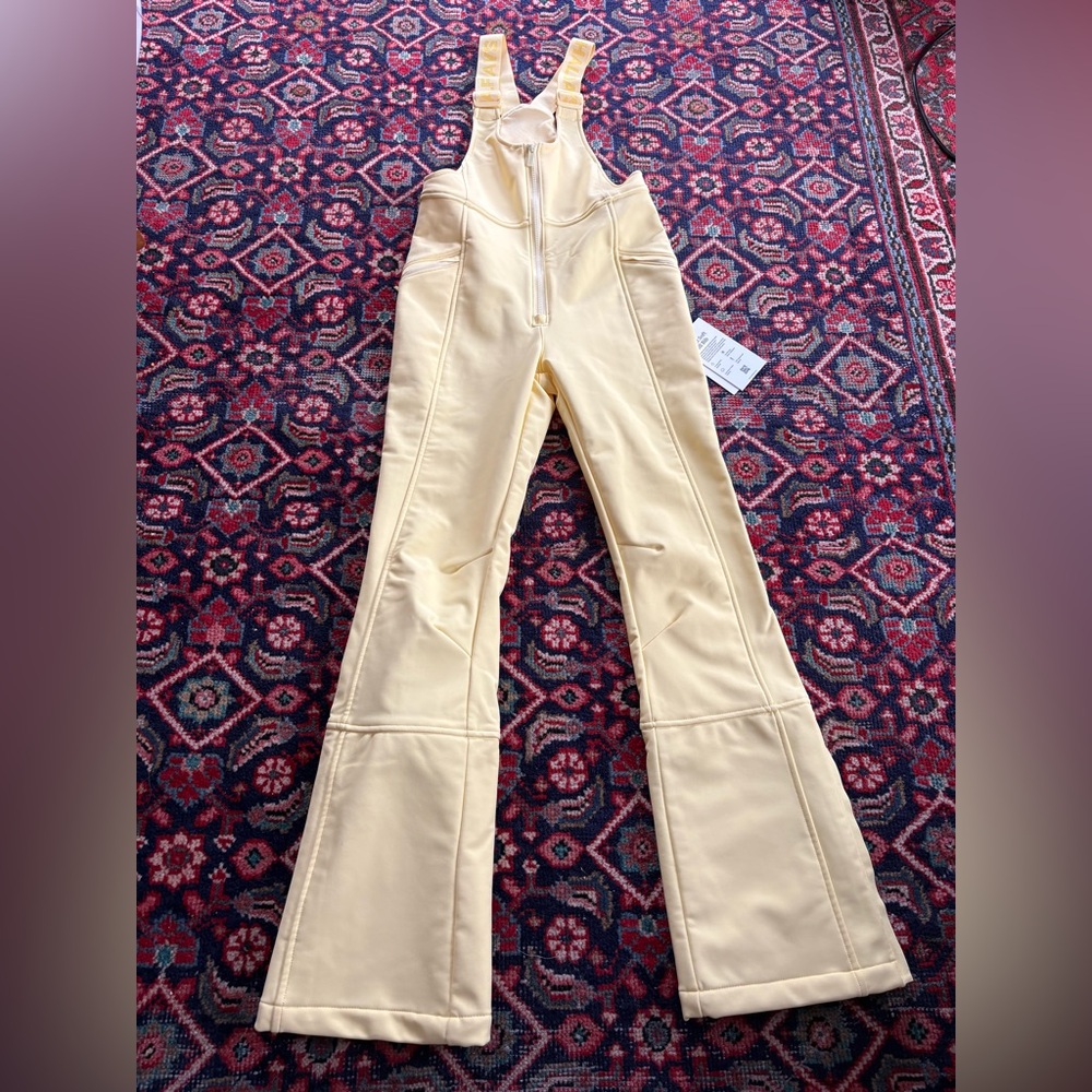 NWT Halfdays Isabel Soft Shell Bib Ski, Size XS Extra Small, Butter Yellow